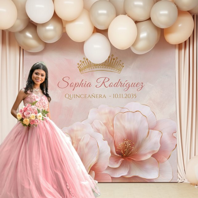 Tapiz Atractivo fotográfico de Quinceanera floral rosa (Classy Pink Floral Quinceanera Photo Backdrop)
