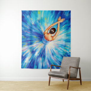 Tapiz Bailarina elegante en vórtice azul cósmico Pop Art