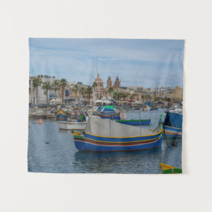 Tapiz Barcos de pesca tradicionales y coloridos en Malta