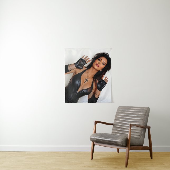 Tapiz Behold tapestry (In situ)