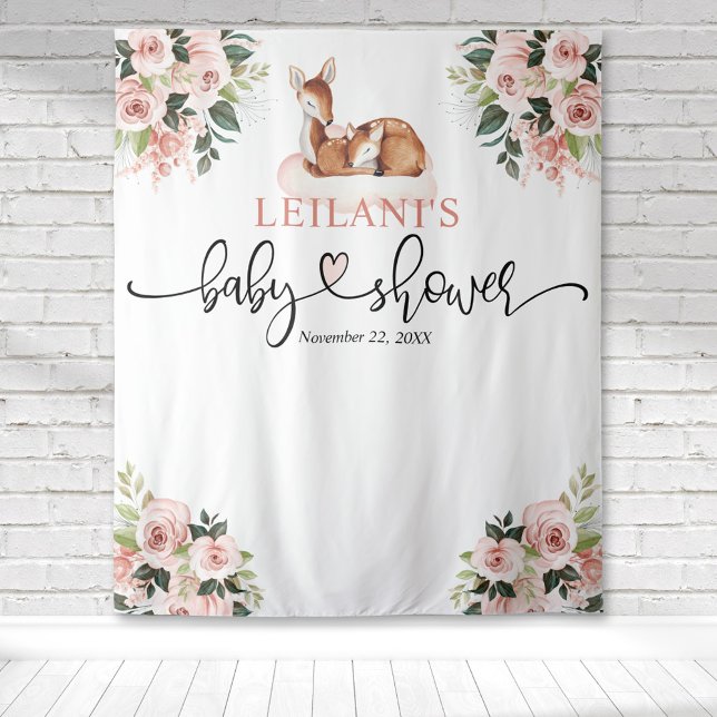 Tapiz Bienvenida Deer Baby Shower Pink Floral Fondo (Baby shower deer and fawn pink cloud pink floral botanical watercolor backdrop for photo ops.)