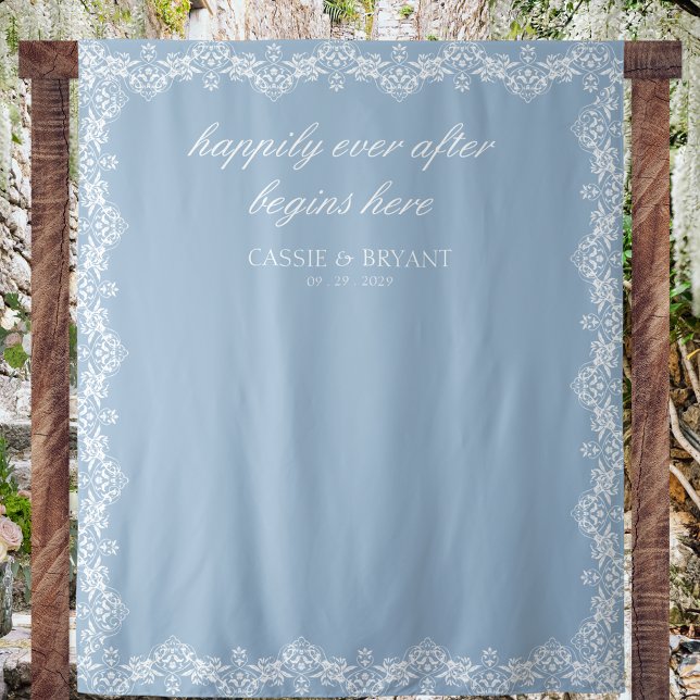 Tapiz Boda de cuento de hadas azul y blanco de moda fond (chic dusty blue wedding photo backdrop happily ever after saying bride groom date tapestry)