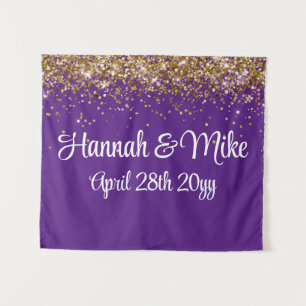 Tapiz Boda de fondo morado y dorado personalizado