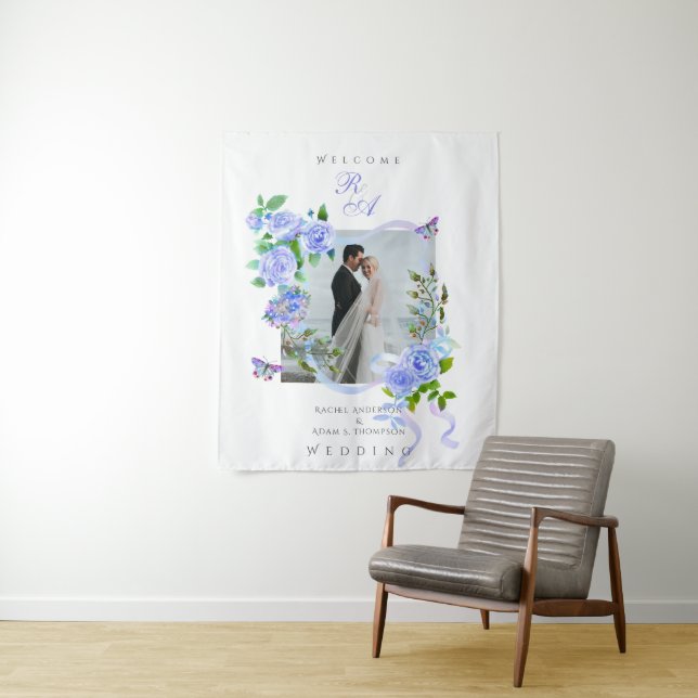 Tapiz Boda fotográfico monograma de cinta Rosa azul (In situ)