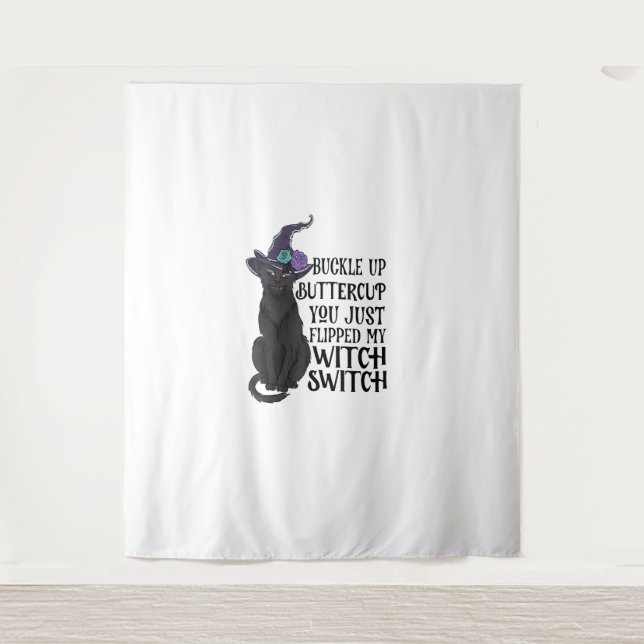 Tapiz Buckle Up Buttercup Acabas De Volar Mi Bruja Swift (Anverso)