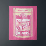Tapiz Café espresso premium frijoles de comida rosa pop<br><div class="desc">Un ilustracion de un paquete de granos de café molido listos para el espresso. Este diseño de café/barista es parte de mi colección de arte pop gastronómico. Al estilo de un poster de publicidad de comida retro. Un diseño para los amantes del café</div>