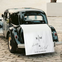 Cartel de coche de monograma recién casados