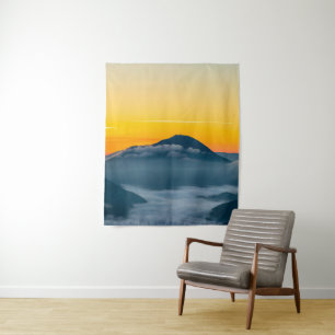 Tapiz Cielo de amanecer naranja sobre Uršlja gora, Eslov