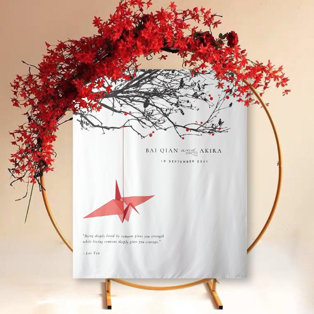 Tapiz Colgar fondo de foto de Boda de grúa de papel de o (Hanging Origami Red Paper Crane & Branches Asian Wedding Photo Backdrop Tapestry @ fatfatin_red_knot)