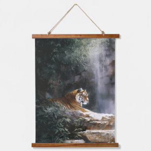 Tapiz Con Marco De Madera Arte mural de tigre en cascada brumosa de la selva