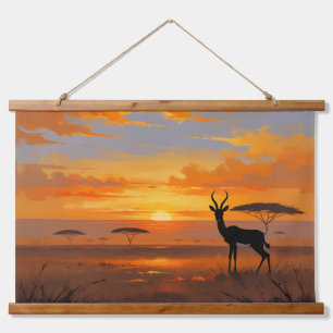 Tapiz Con Marco De Madera Atardecer Sereno de la Sabana – Arte de Paisaje de
