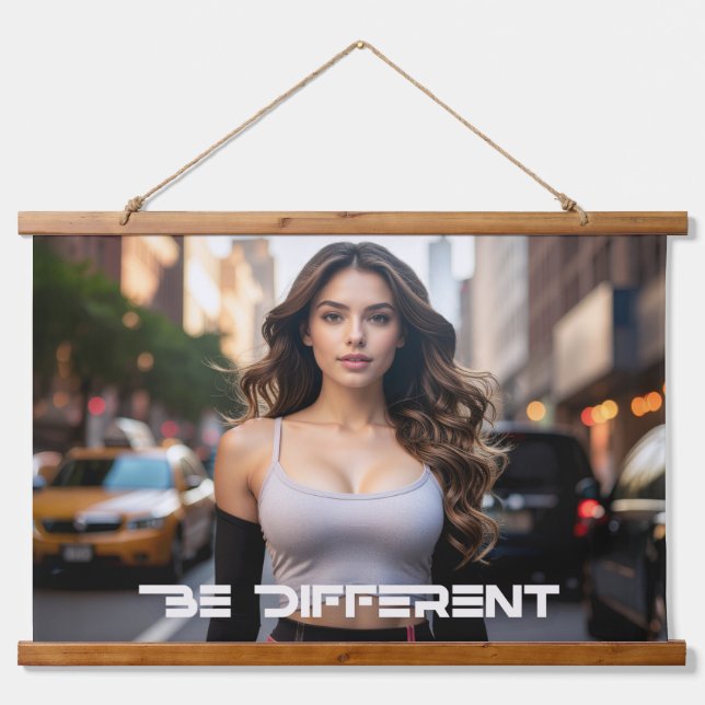 TAPIZ CON MARCO DE MADERA BE DIFFERENT (Anverso )