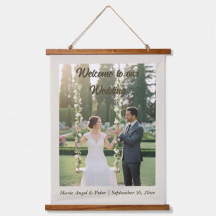 Tapiz Con Marco De Madera Bienvenida Minimalista Cálida Neutra Foto Boda