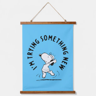 Tapiz Con Marco De Madera Cacahuetes Snoopy Tramitando Algo Nuevo