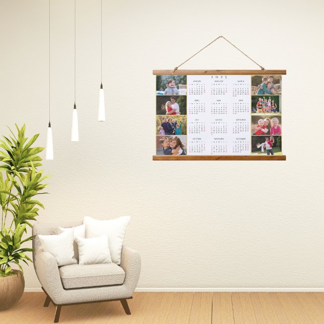 Tapiz Con Marco De Madera Calendario familiar personalizado de 8 Collages de (Personalized 8 Photo Collage 2025 Family Calendar Hanging Tapestry)