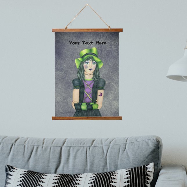 Tapiz Con Marco De Madera Chica gótico Gorra verde negro vestido púrpura gri (Pretty Gothic girl green hat black dress fingerless gloves tattoos on dark grey hanging tapestry.)