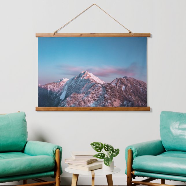 Tapiz Con Marco De Madera Cielo mágico sobre la montaña Storžič, Eslovenia (Sala de estar)