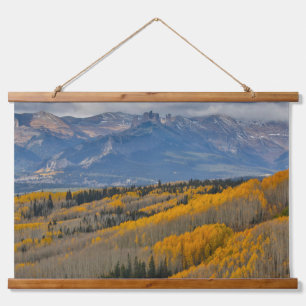 Tapiz Con Marco De Madera Colores de otoño en arboledas de álamos