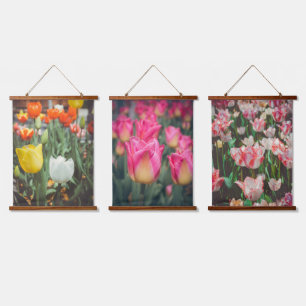 Tapiz Con Marco De Madera Coloridos tulipanes de primavera de estilo vintage