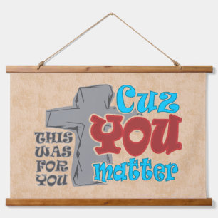 Tapiz Con Marco De Madera Cruz de Cristo por ti porque importas la camiseta
