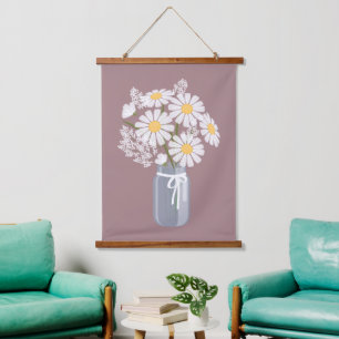 Tapiz Con Marco De Madera Daisies blancos Mason Jar en Rosy Brown