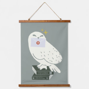 Tapiz Con Marco De Madera Dibujo caprichoso de Hedwig con carta