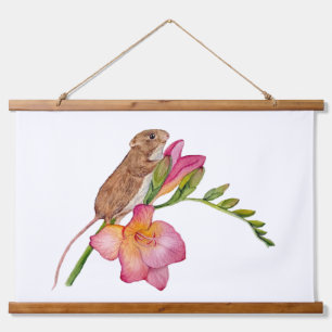 Tapiz Con Marco De Madera Diseño Floral Acuarela de Ratón Adorable Freesia