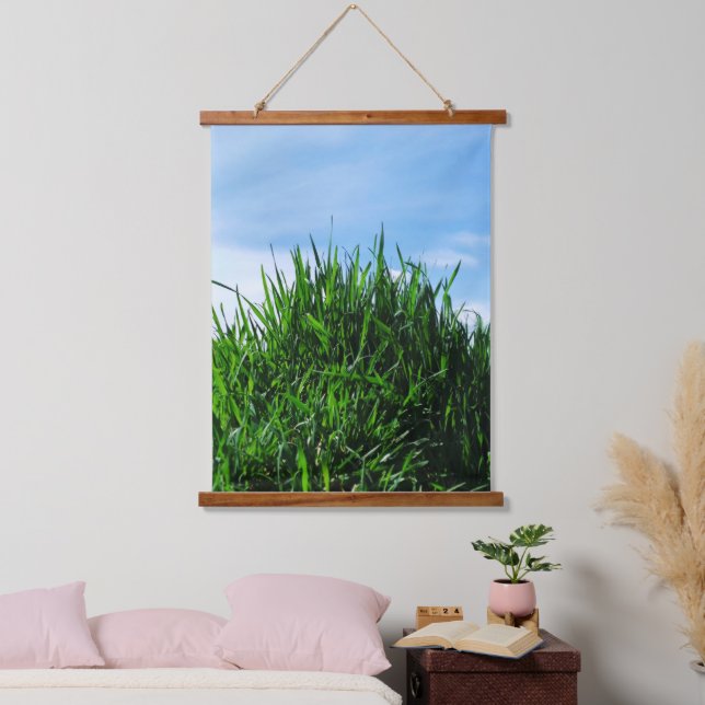 Tapiz Con Marco De Madera El césped verde sobre el fondo de los interminable (Dormitorio)