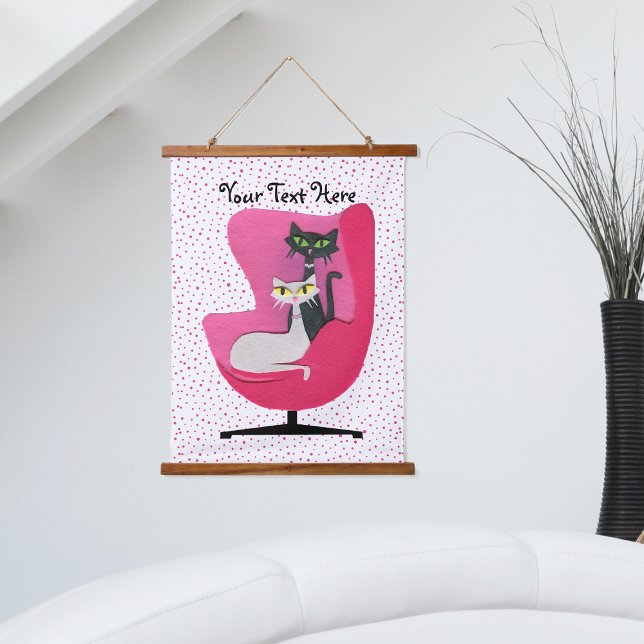Tapiz Con Marco De Madera Elegantes gatos atómicos con puntos de sillas rosa (Elegant atomic cats in pink chair pink polka dots on white wall tapestry.)
