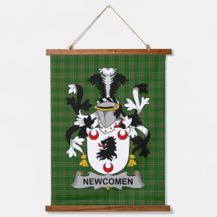 Tapiz Con Marco De Madera Escudo de Armas de la familia Newcomen o Newcombe 