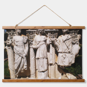 Tapiz Con Marco De Madera Esculturas de grabados de socorro antiguos en Turq