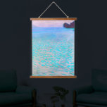 Tapiz Con Marco De Madera Famosa pintura de Gustav Klimt en Attersee.<br><div class="desc">Famosa pintura de Gustav Klimt en Attersee. Tapiz colgante.</div>
