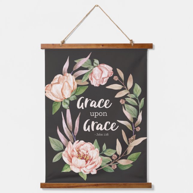 Tapiz Con Marco De Madera Grace Upon Grace - John 1:16 - Floral (Anverso)