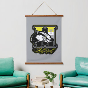 Tapiz Con Marco De Madera HARRY POTTER™   HUFFLEPUFF™ Badge atlético