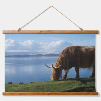 Tapiz Con Marco De Madera Highland Cow on the Coast