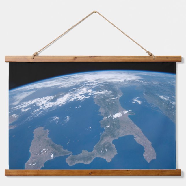 Tapiz Con Marco De Madera Italia Y Su Isla Sicilia. (Anverso )