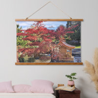 Jardín Japonés Santuario y Hojas de Otoño