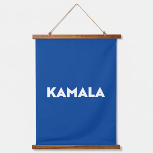 Tapiz Con Marco De Madera Kamala minimalista tipografía moderna azul blanco