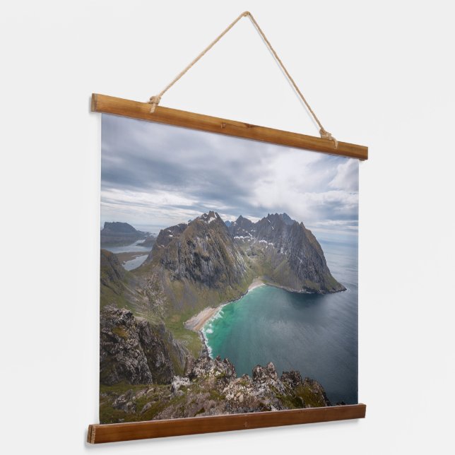 Tapiz Con Marco De Madera Kvalvika Lofoten Noruega (Angular)