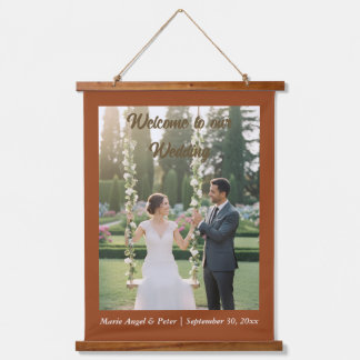 Tapiz Con Marco De Madera Letrero de boda con foto de terracota moderna de 2