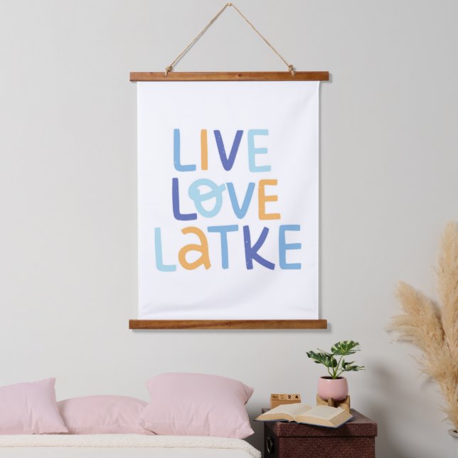 Tapiz Con Marco De Madera Live Love Latke Hanukkah Design (Dormitorio)