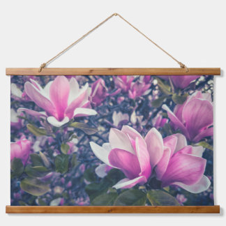 Tapiz Con Marco De Madera Magnolias Rosadas