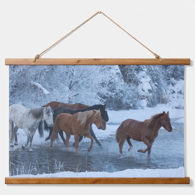 Tapiz Con Marco De Madera Manada de Caballos en Invierno (Anverso )