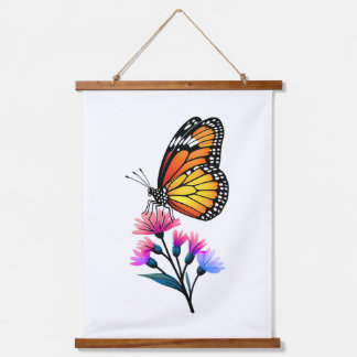 Tapiz Con Marco De Madera Mariposa monarca en flores silvestres coloridas
