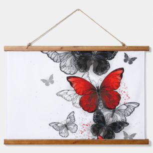 Tapiz Con Marco De Madera Mariposas Morpho voladoras negras y rojas