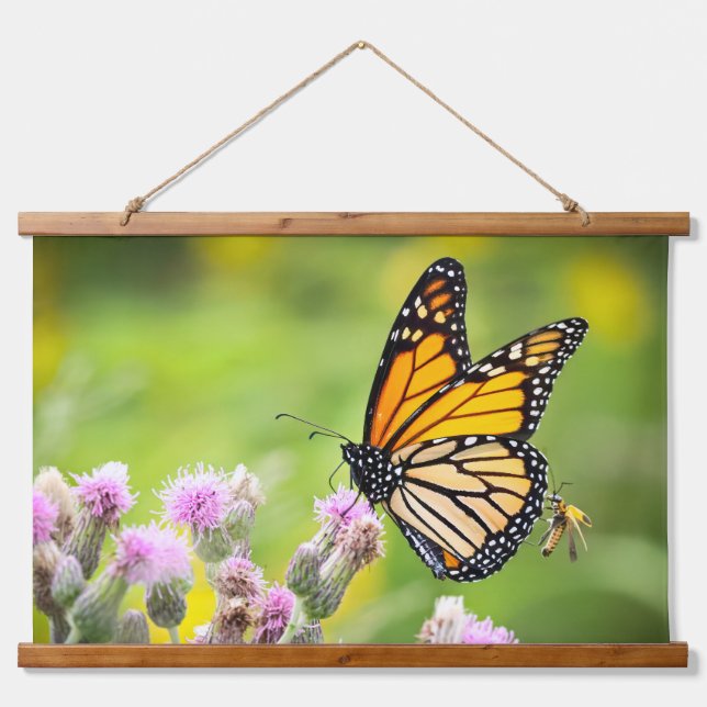 Tapiz Con Marco De Madera Monarch on Thistle Hanging Tapestry (Anverso )