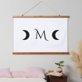 Tapiz Con Marco De Madera Monograma moderno de luna creciente negro y blanco