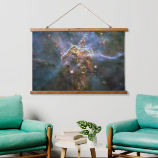 Tapiz Con Marco De Madera Montaña Mística en la nebulosa Carina Hubble Espac