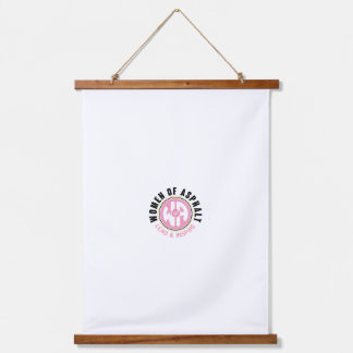 Tapiz Con Marco De Madera Mujeres de Tapestries de Asfalto