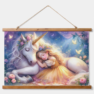 Tapiz Con Marco De Madera Niña Durmiendo Paisaje de Ensueño Unicornio